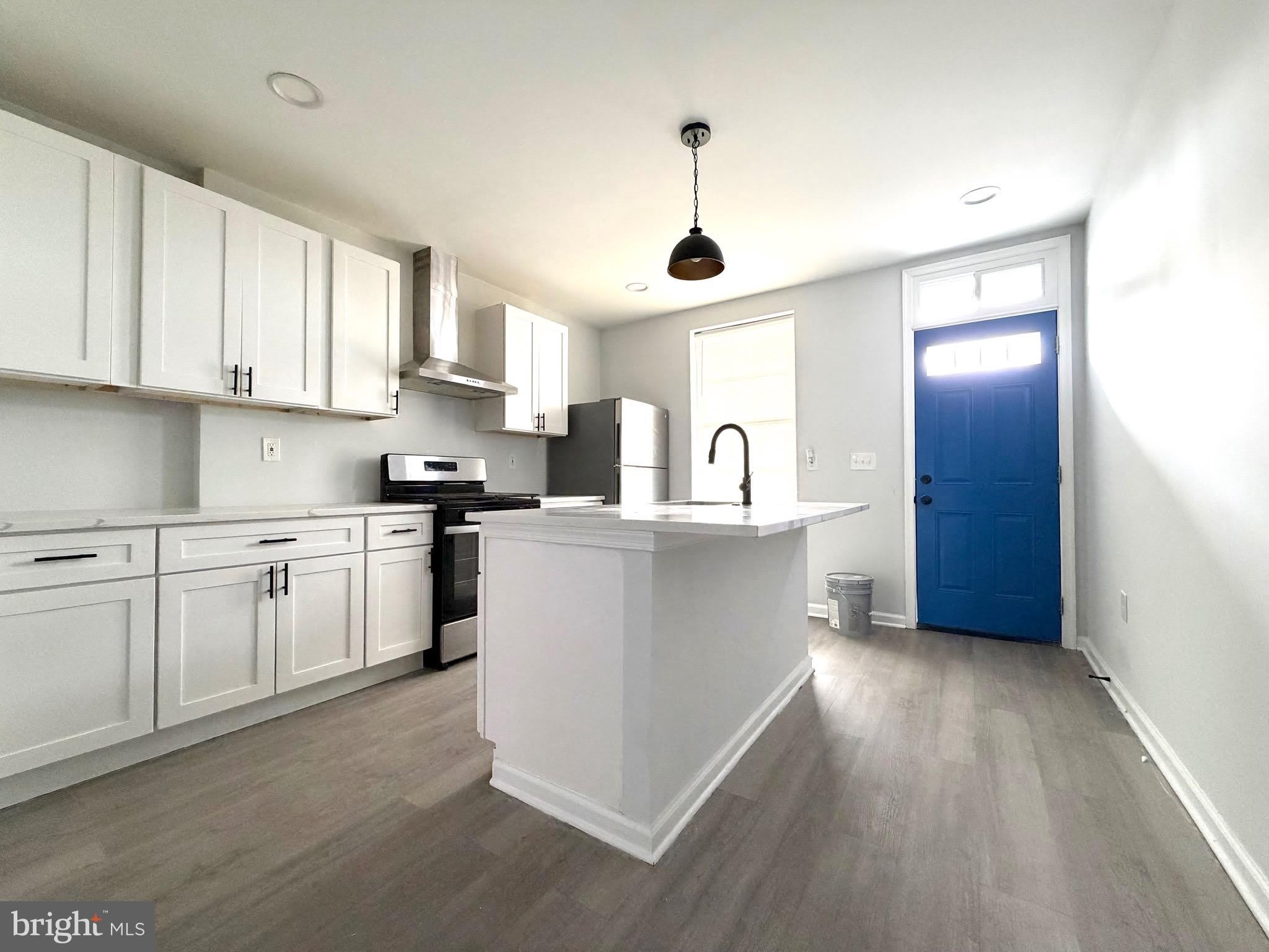 608 OLDHAM Street – photo 3
