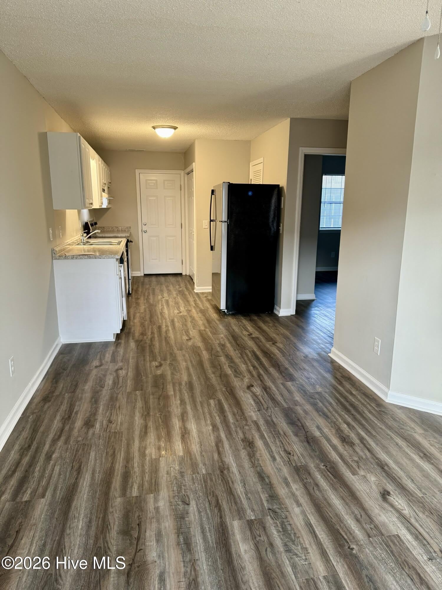 1287 Park W Drive – photo 2