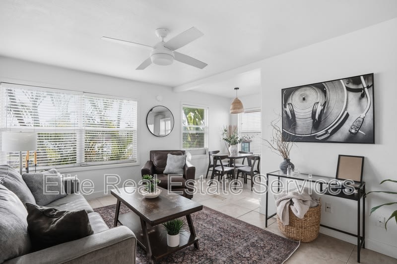2606 Juan Street – photo 4