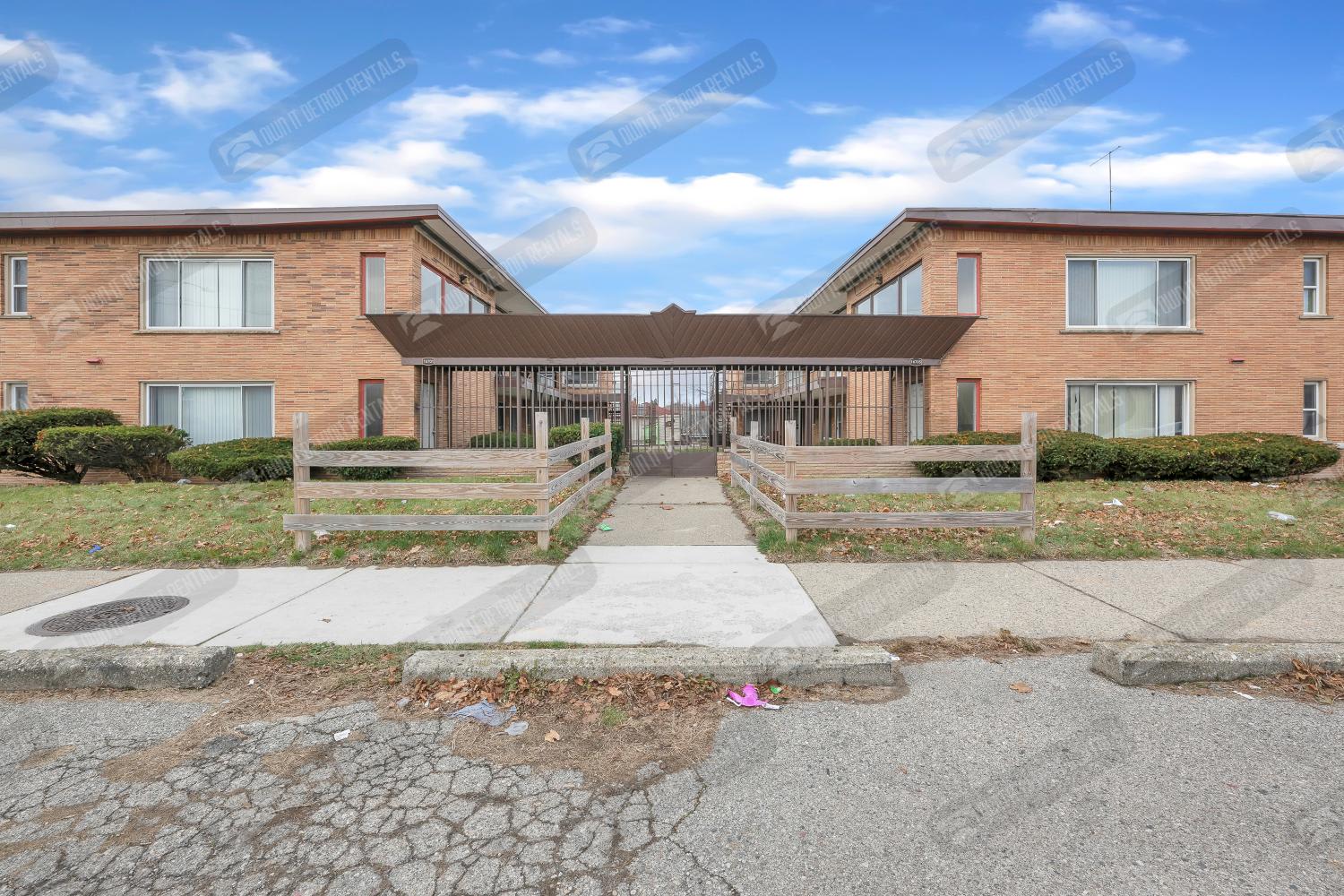 16705 Greenfield Rd Apt 6 – photo 1