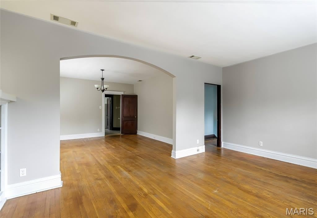 7005 Amherst Avenue – photo 4