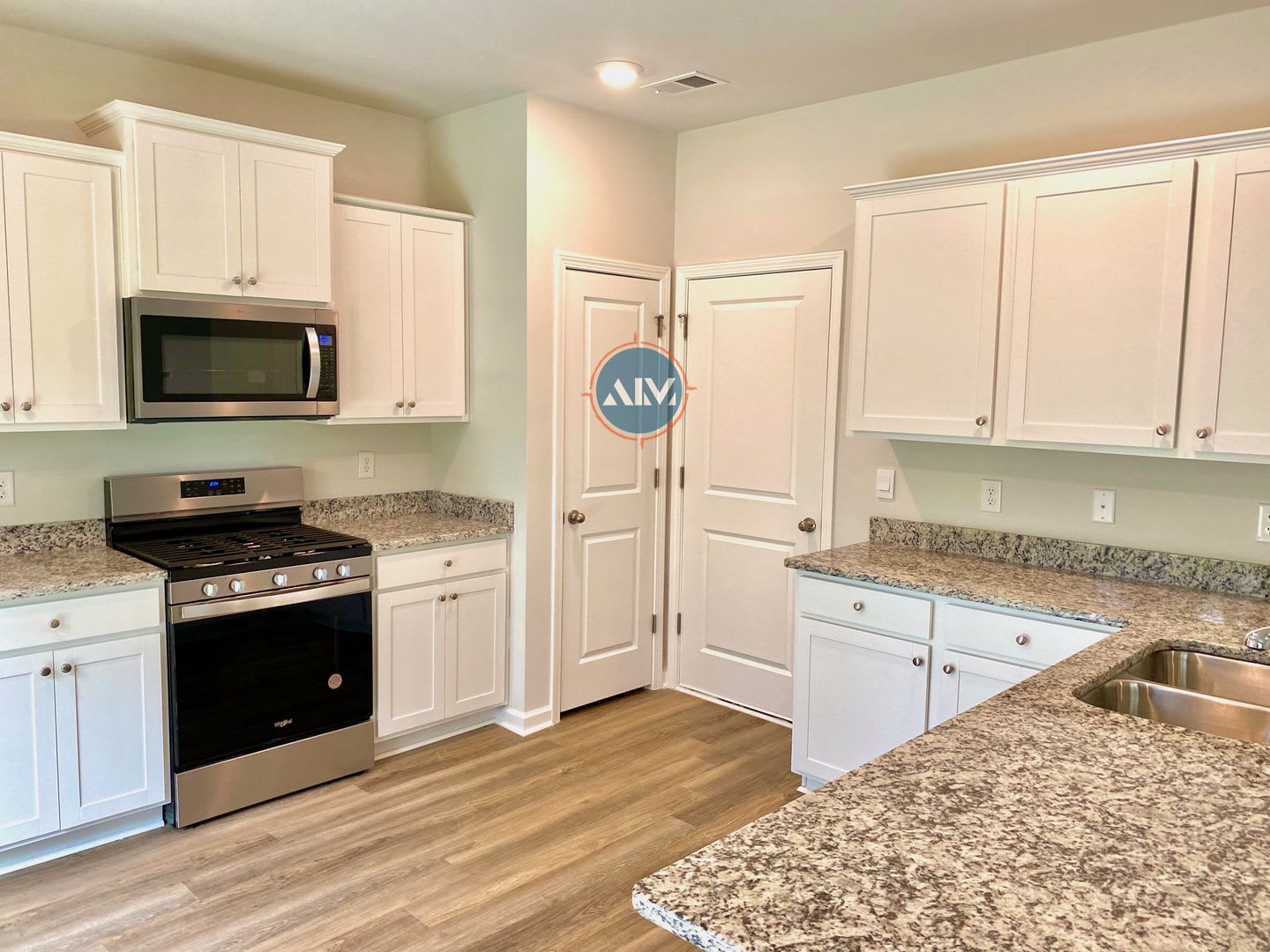 Available Now: 3BR Home at The Retreat at East Argent, $2,300/mo – photo 3