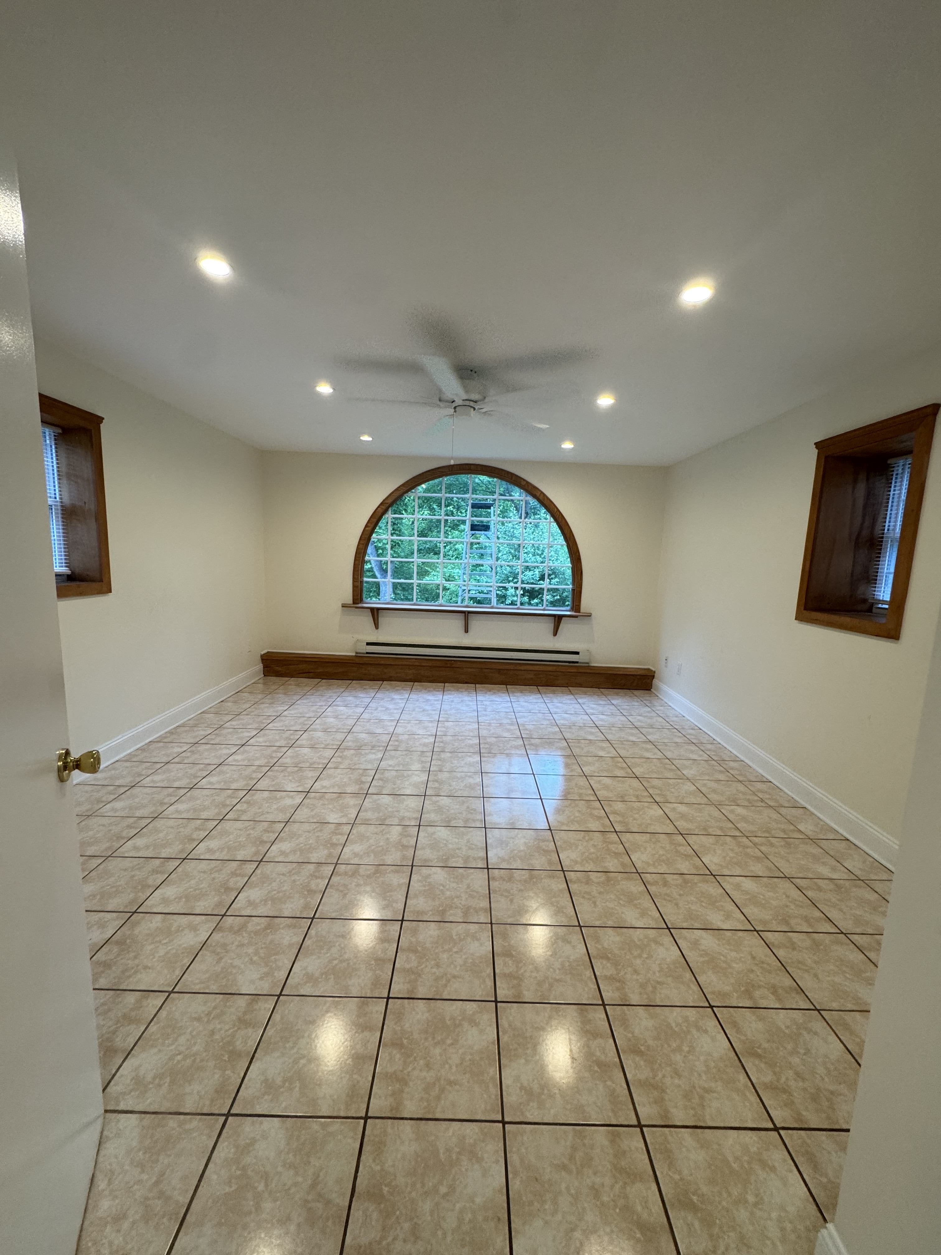 76 Broad St – photo 1
