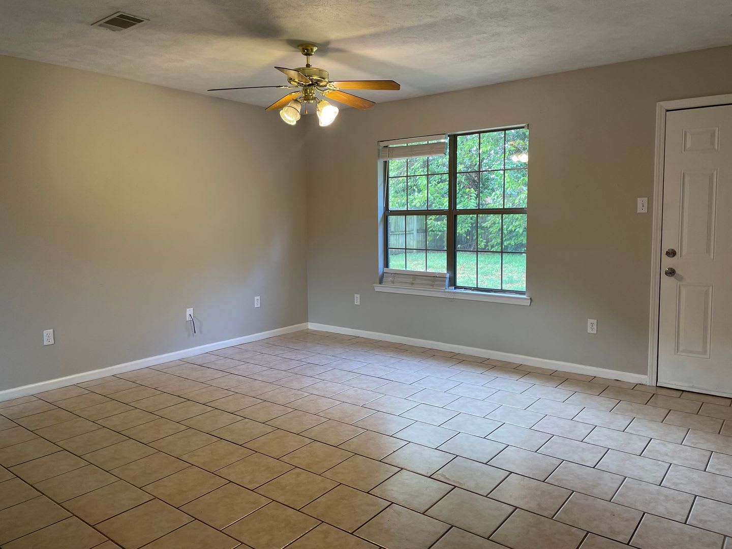 Home with Fenced in Back Yard – photo 4