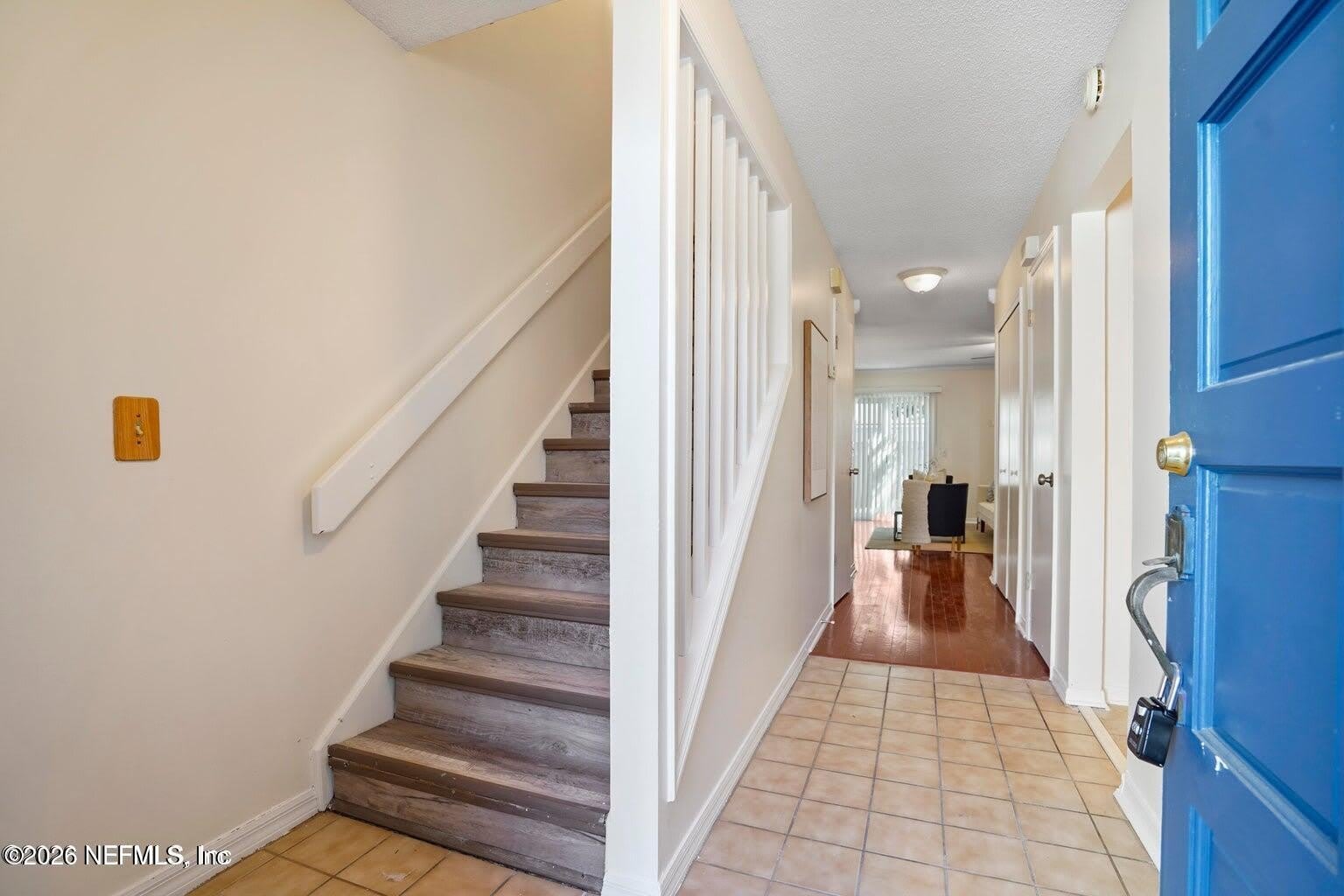 12054 Cobblewood Lane N – photo 2