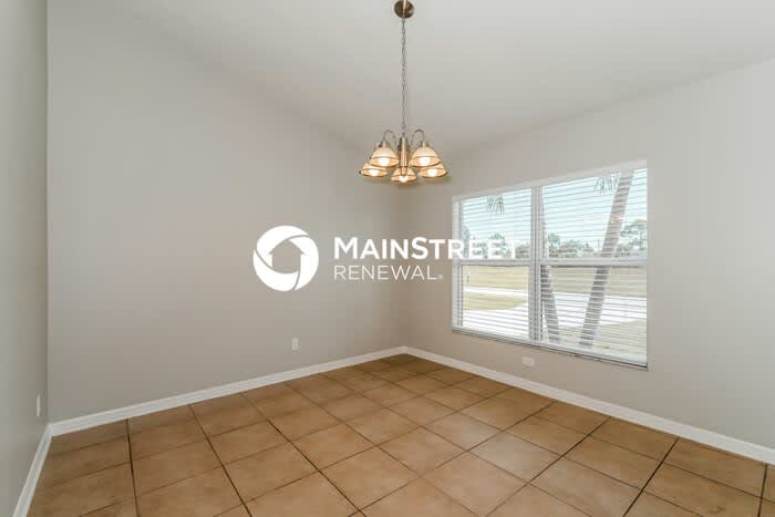 4304 Northeast 20th Court – photo 4