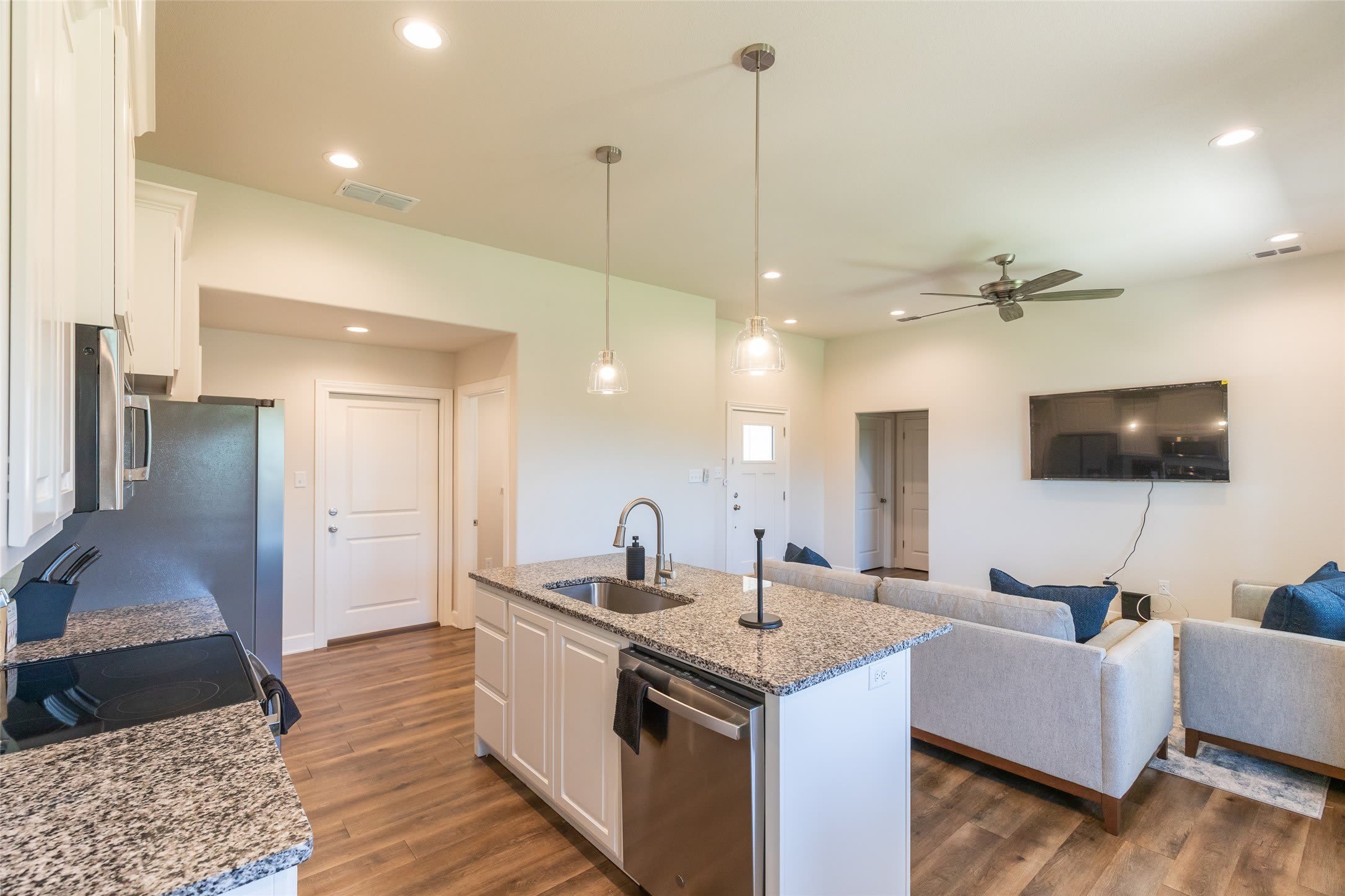 1709 Bandolero Road – photo 5