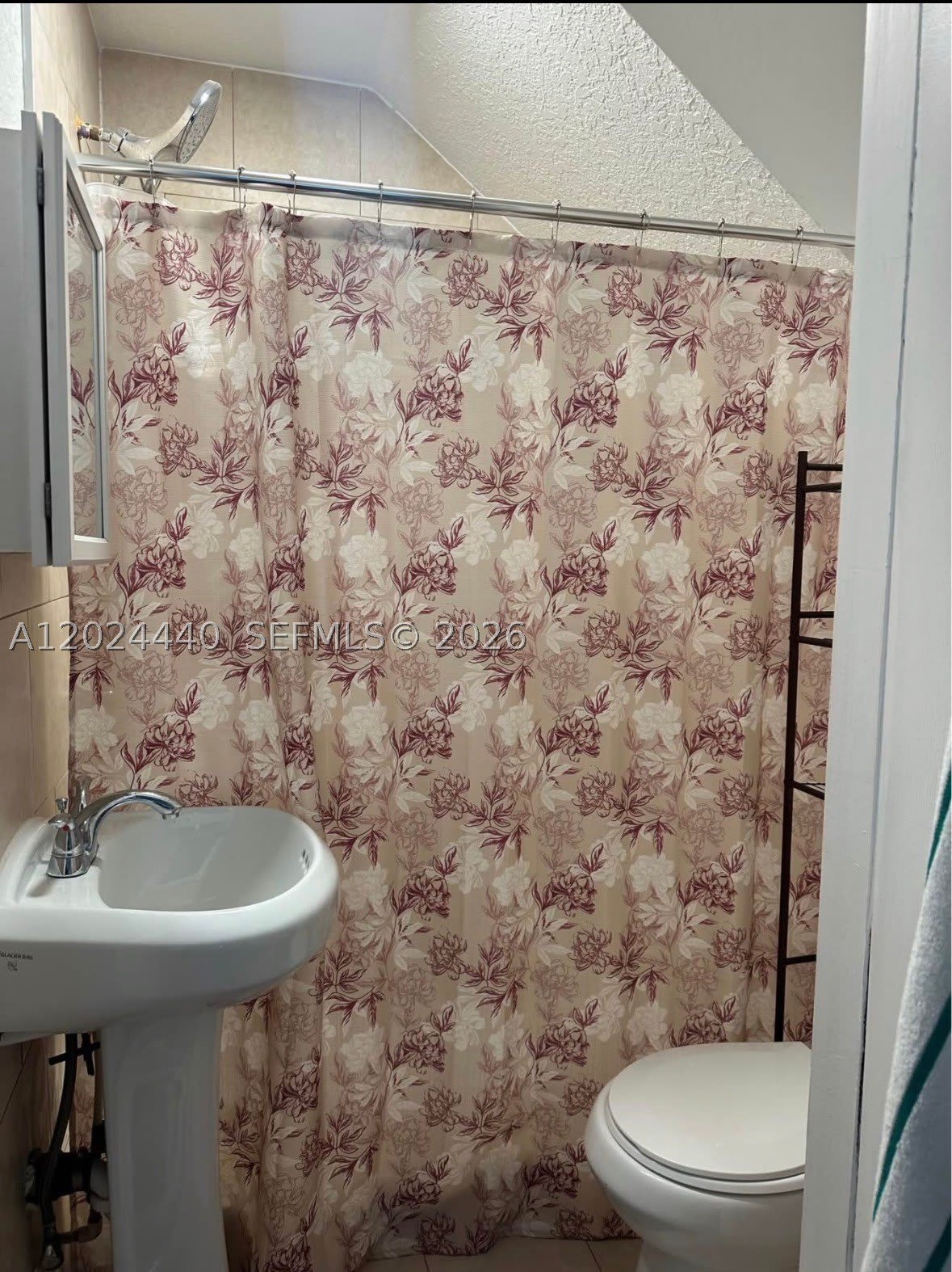 17649 SW 142nd Ct – photo 5