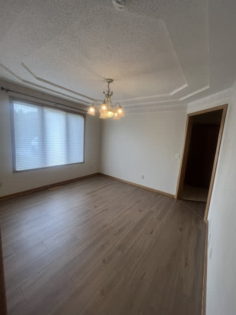 653 Parkwood Cir – photo 4
