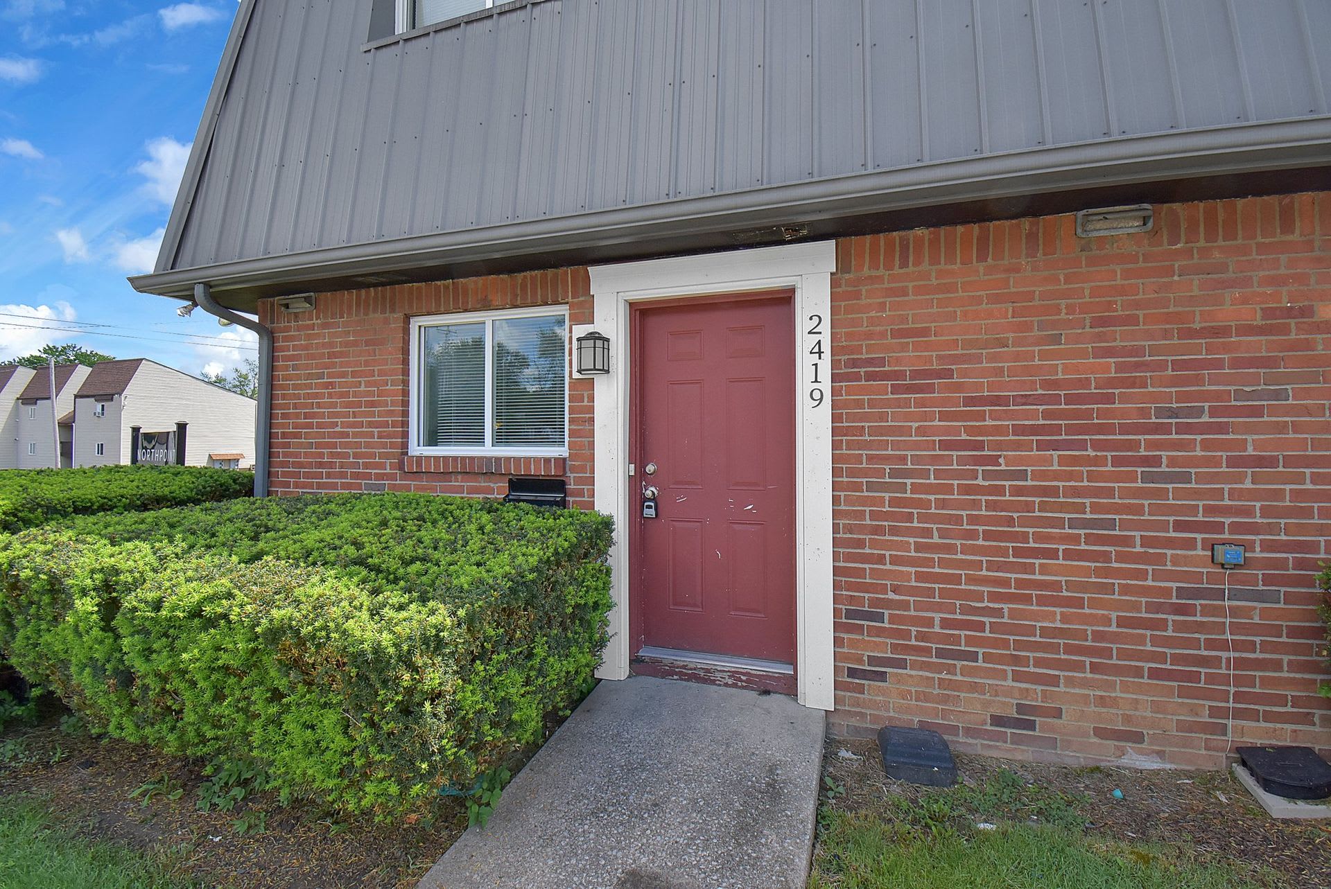 2 Bedroom Townhouse Apartment – photo 1