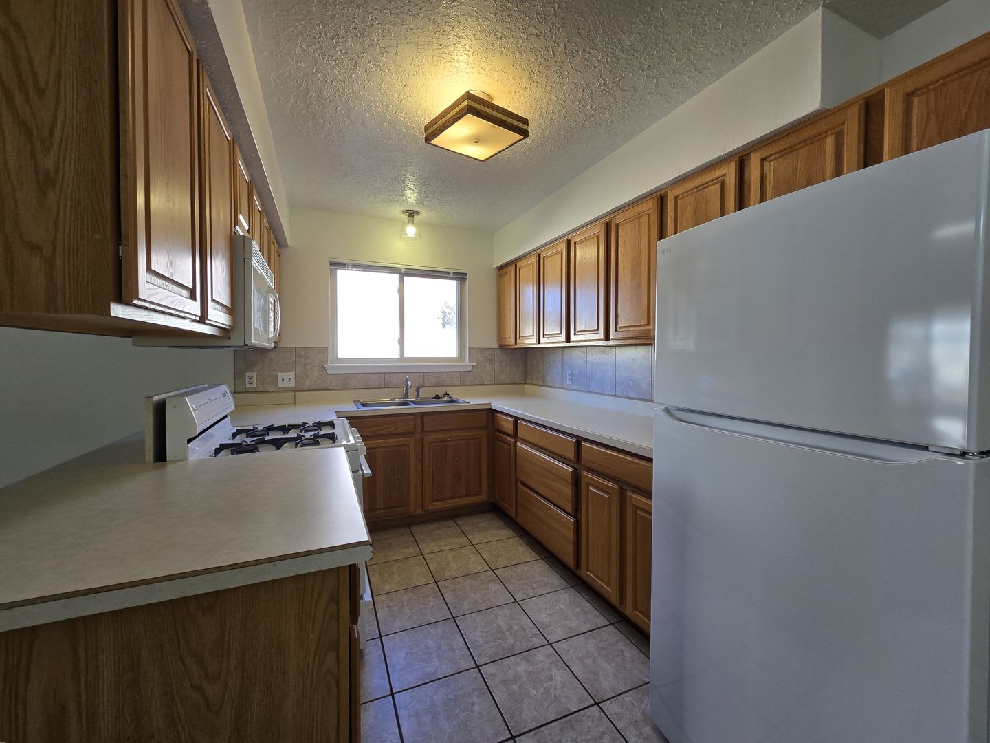 2654 Calle Primavera – photo 4