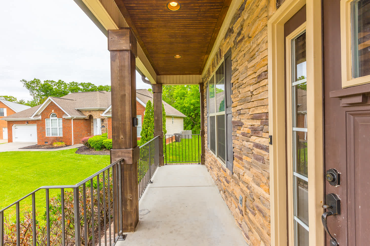 7388 Lazy Brook Court – photo 4