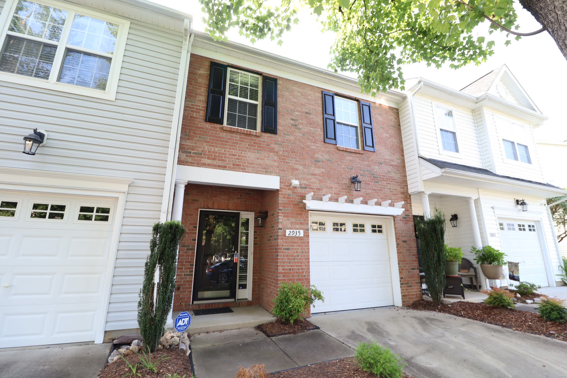 2935 Winding Waters Way – photo 1