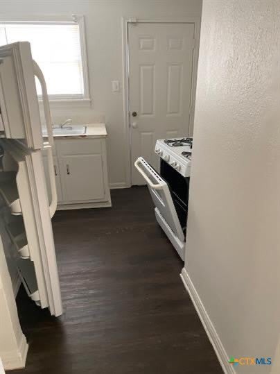 710 Stetson Avenue – photo 3