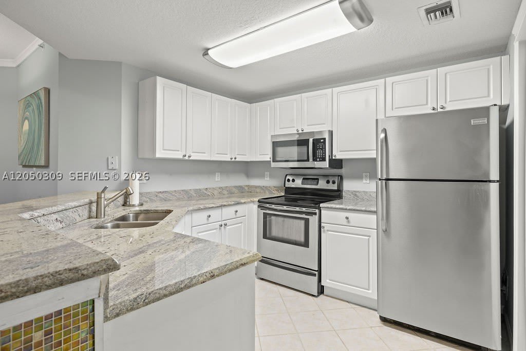 5060 Fairways Cir – photo 3