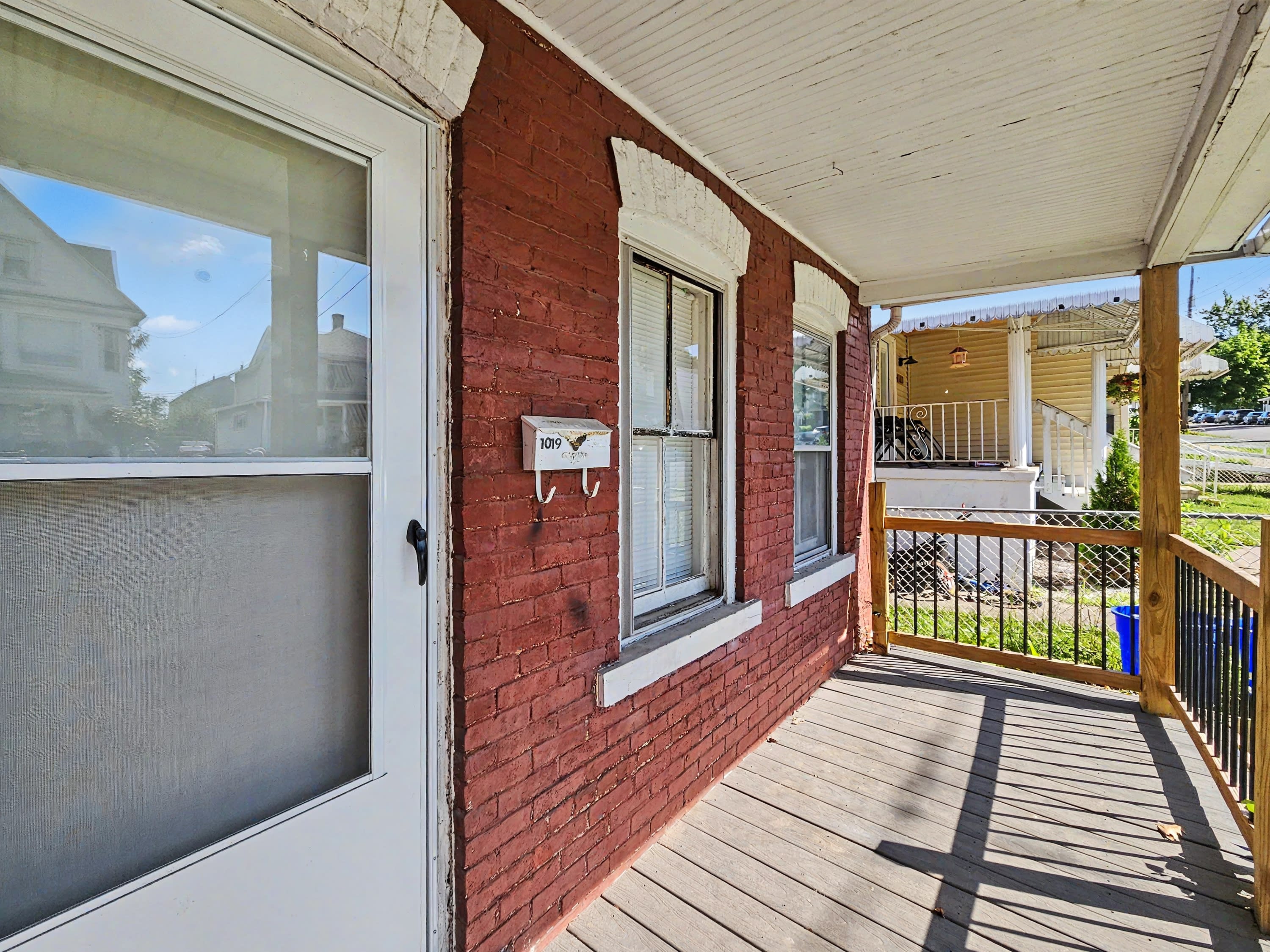 1019 North Irving Avenue – photo 2