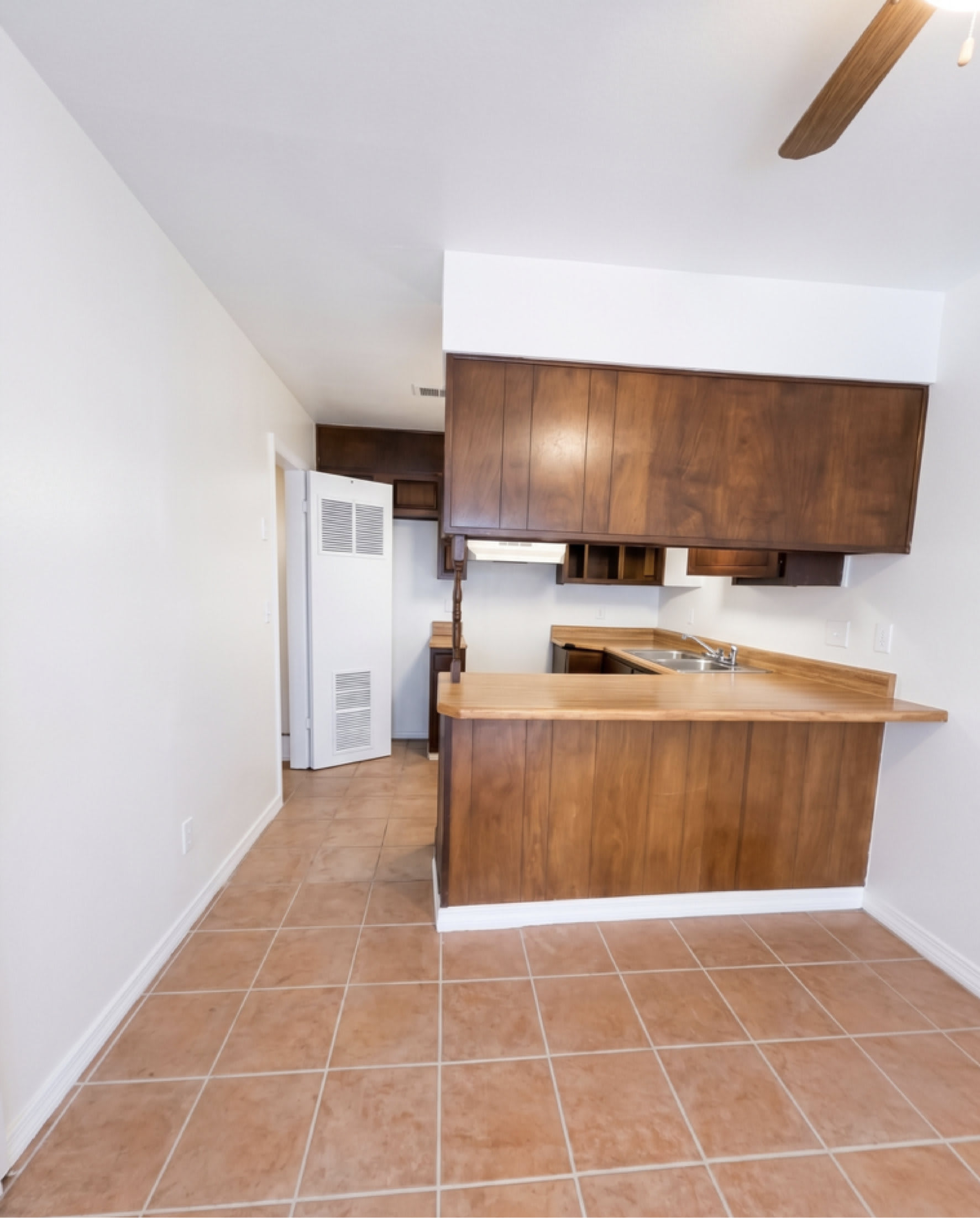 6386 W. Fairfield Dr., Unit C – photo 3