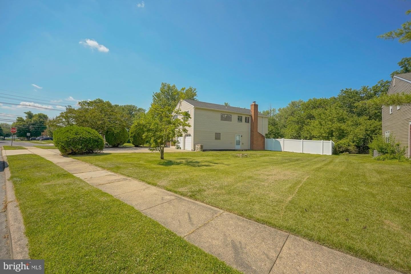 701 Crestbrook Ave – photo 5