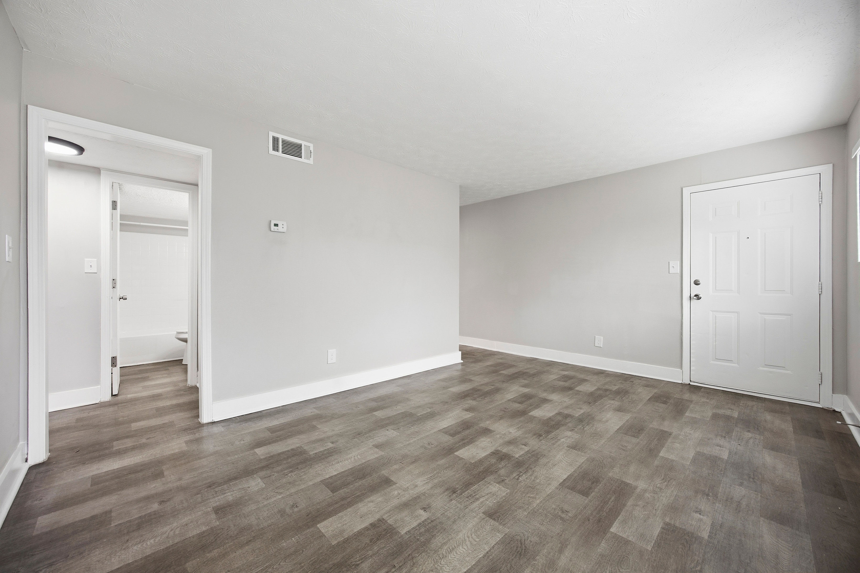 Ridgewood Apartments – photo 4