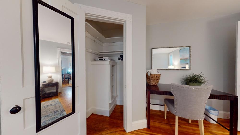 16 Linder Terrace – photo 5