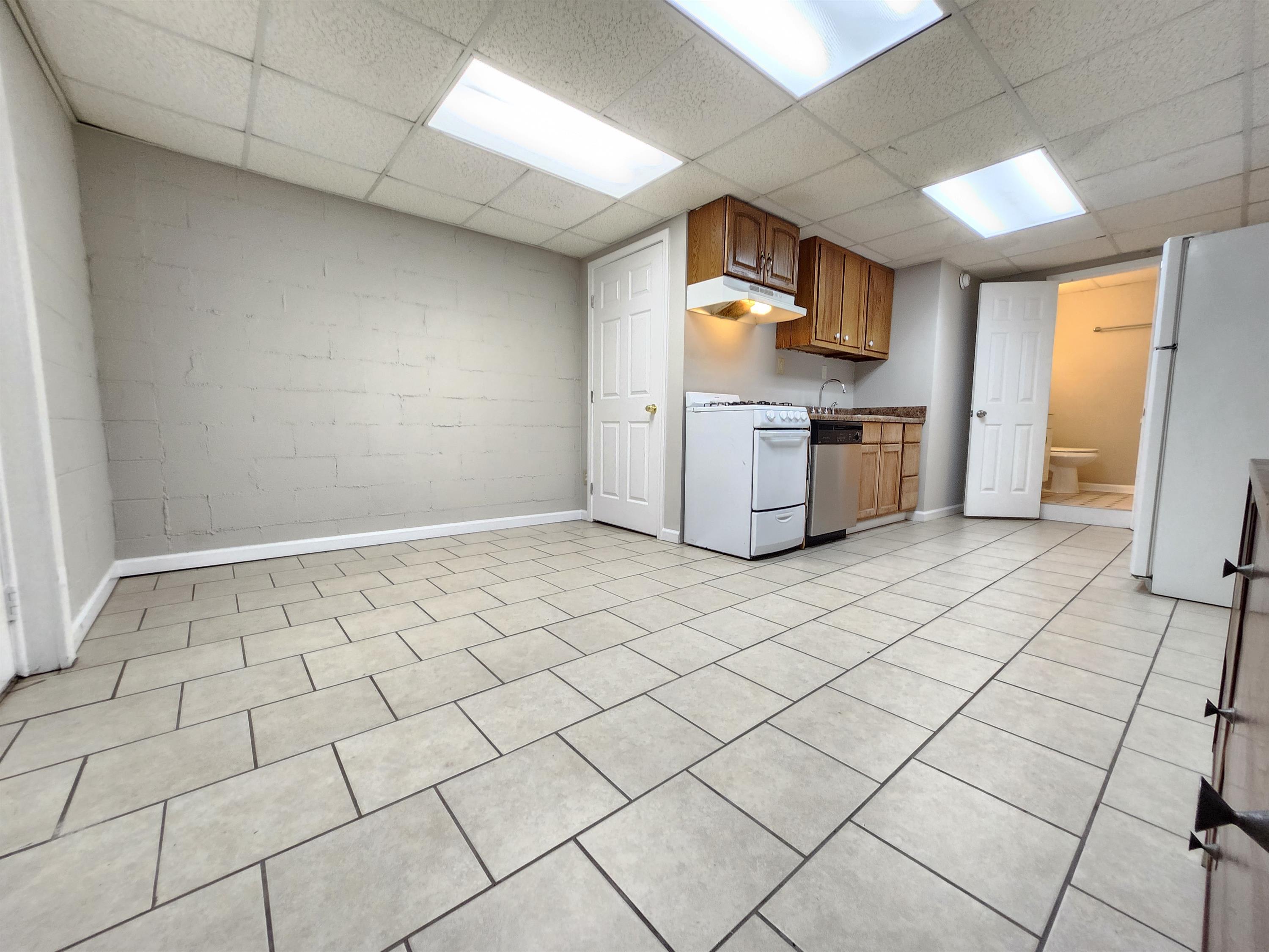 1206 Francis Street Northwest – photo 3