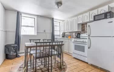 605 2nd Ave – photo 2