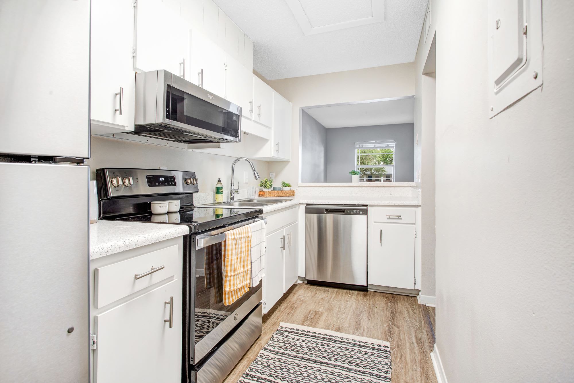 The Henry Apartments – photo 4