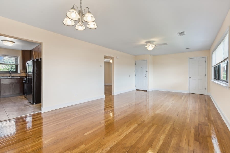Georgian Arms – photo 5