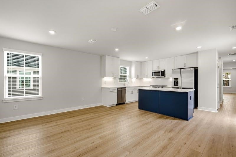 2752 Rowyn St. – photo 5