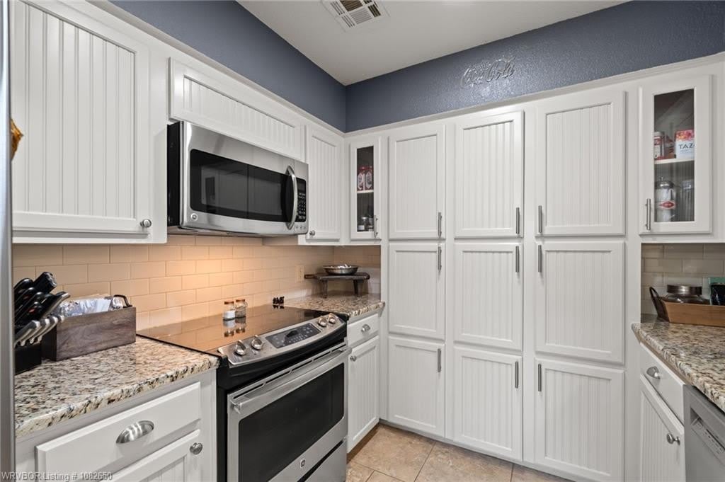 1450 Ulmer ST – photo 3