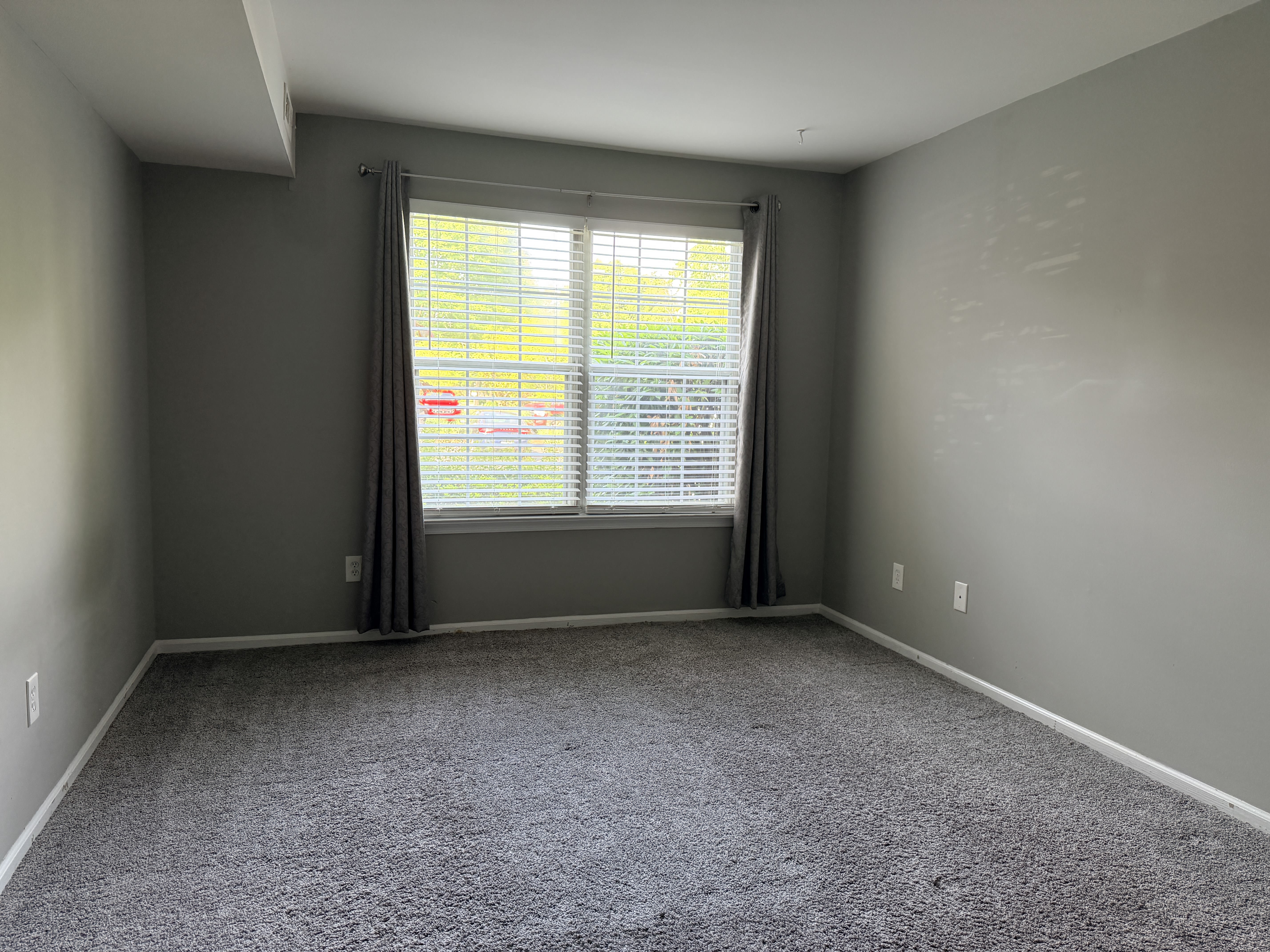 2408 Beacon Hill Dr – photo 5