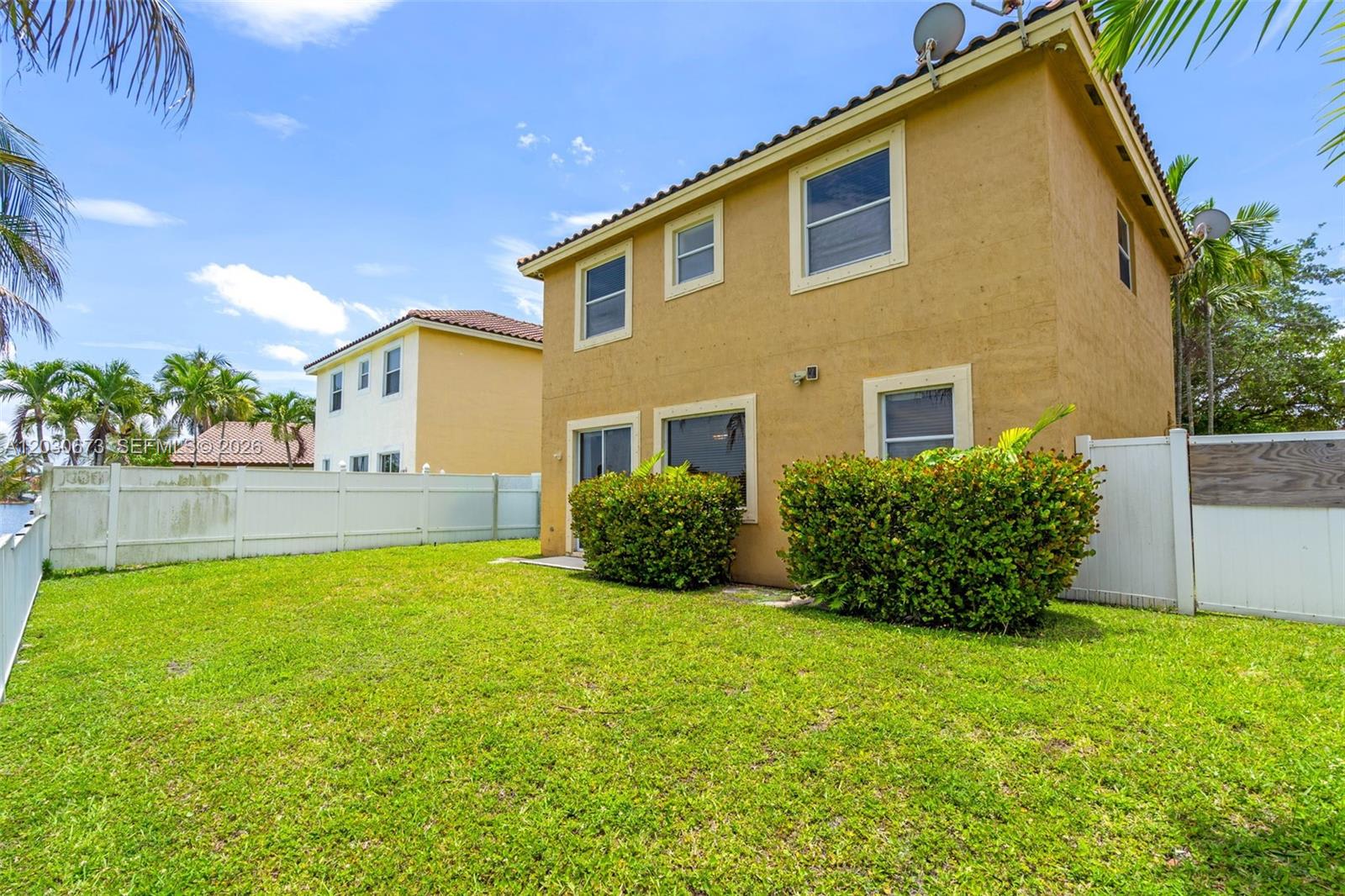 5149 Sw 137th Ave – photo 4