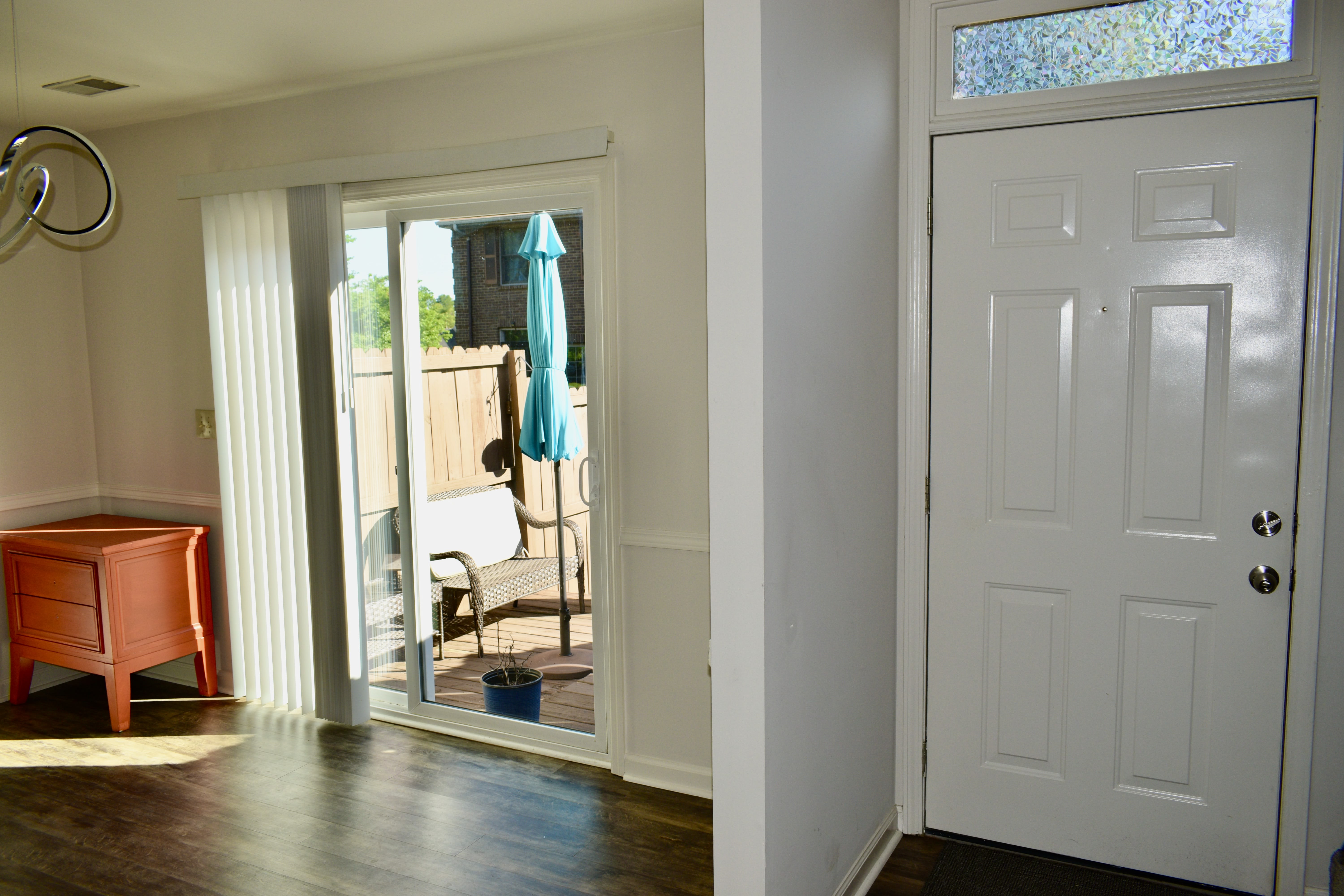 313 Bainbridge Drive – photo 2