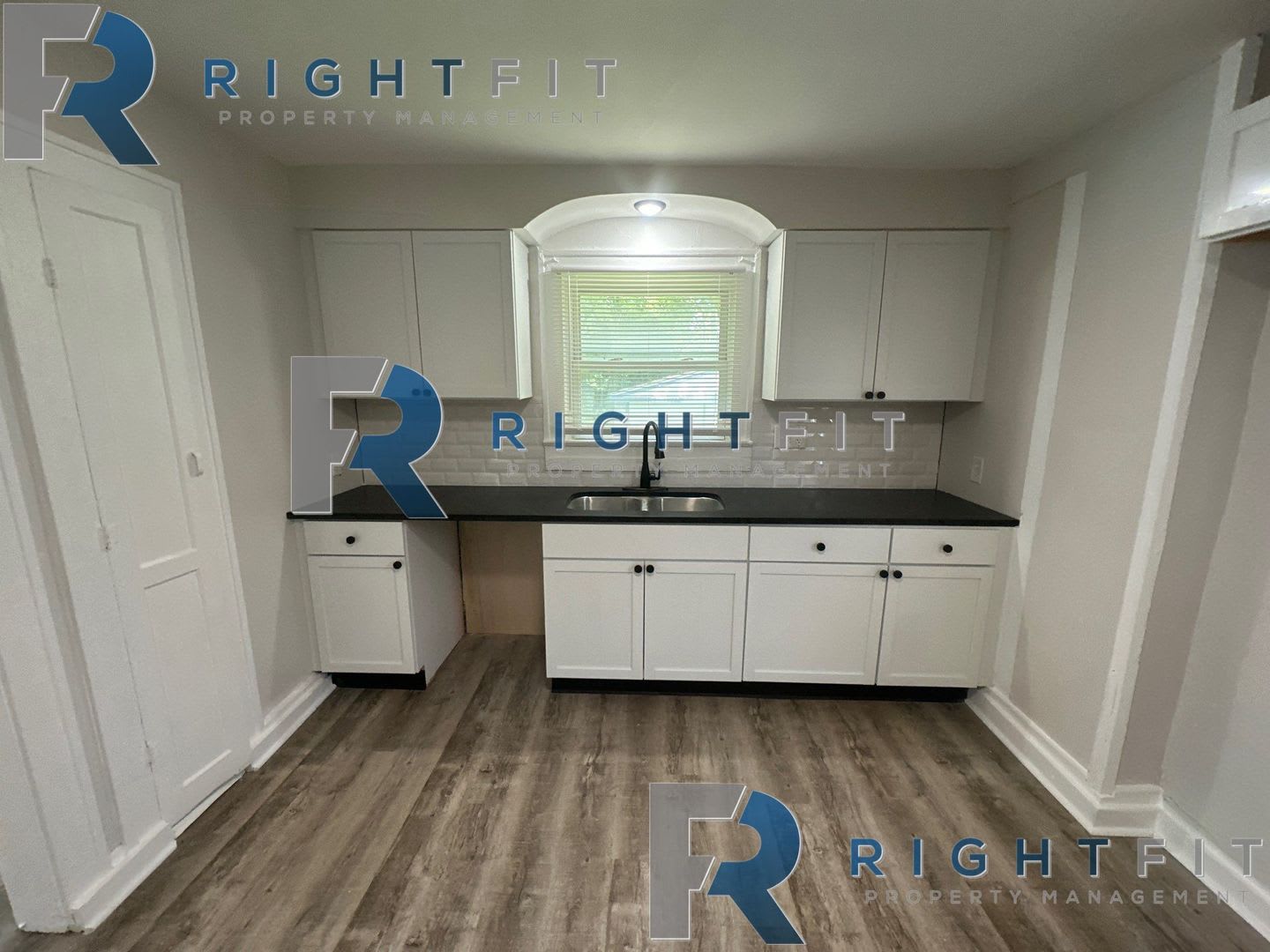 Newly Renovated Spacious Home in Indy! – photo 5