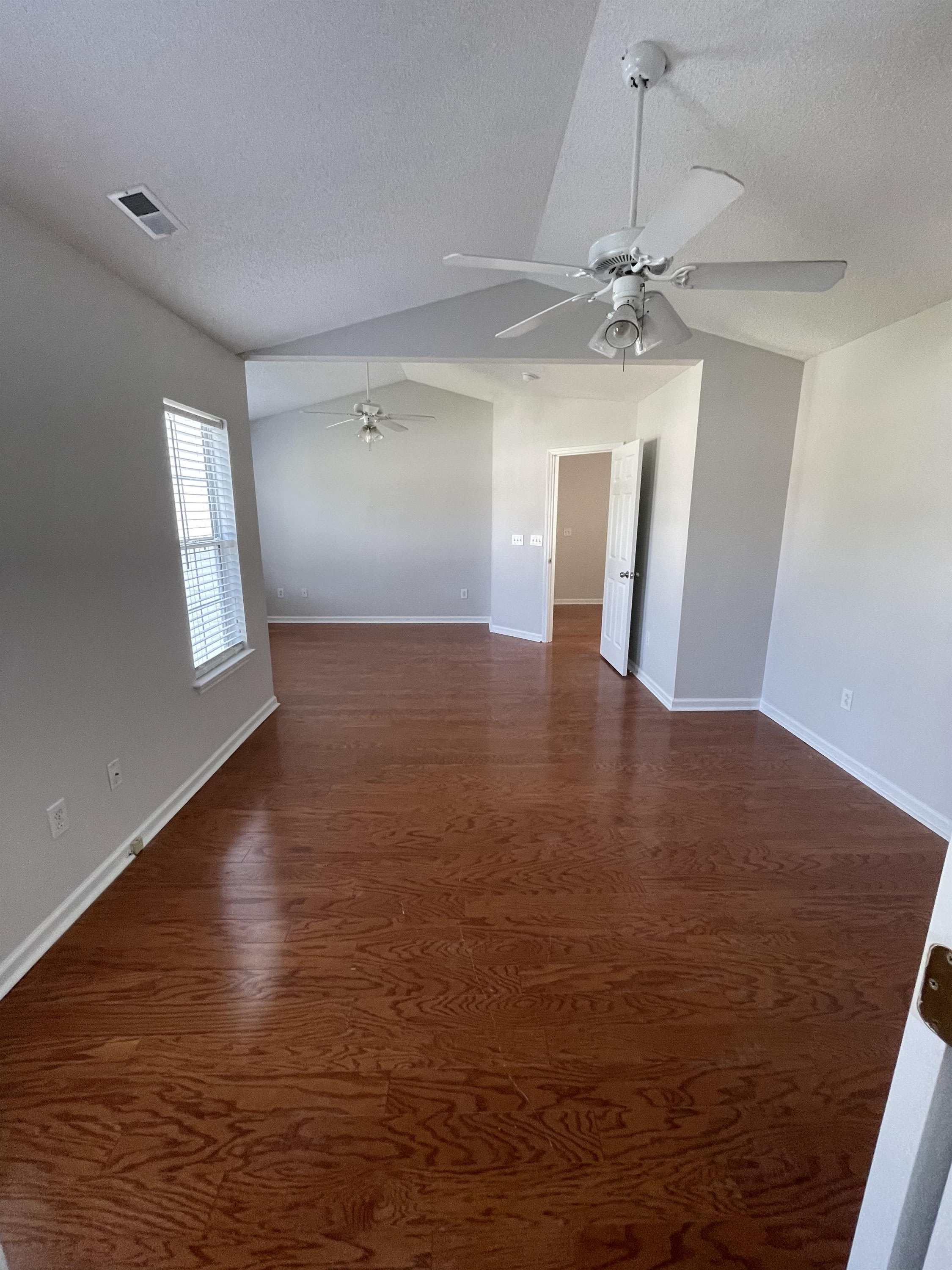 2704 North Holmes Court – photo 4