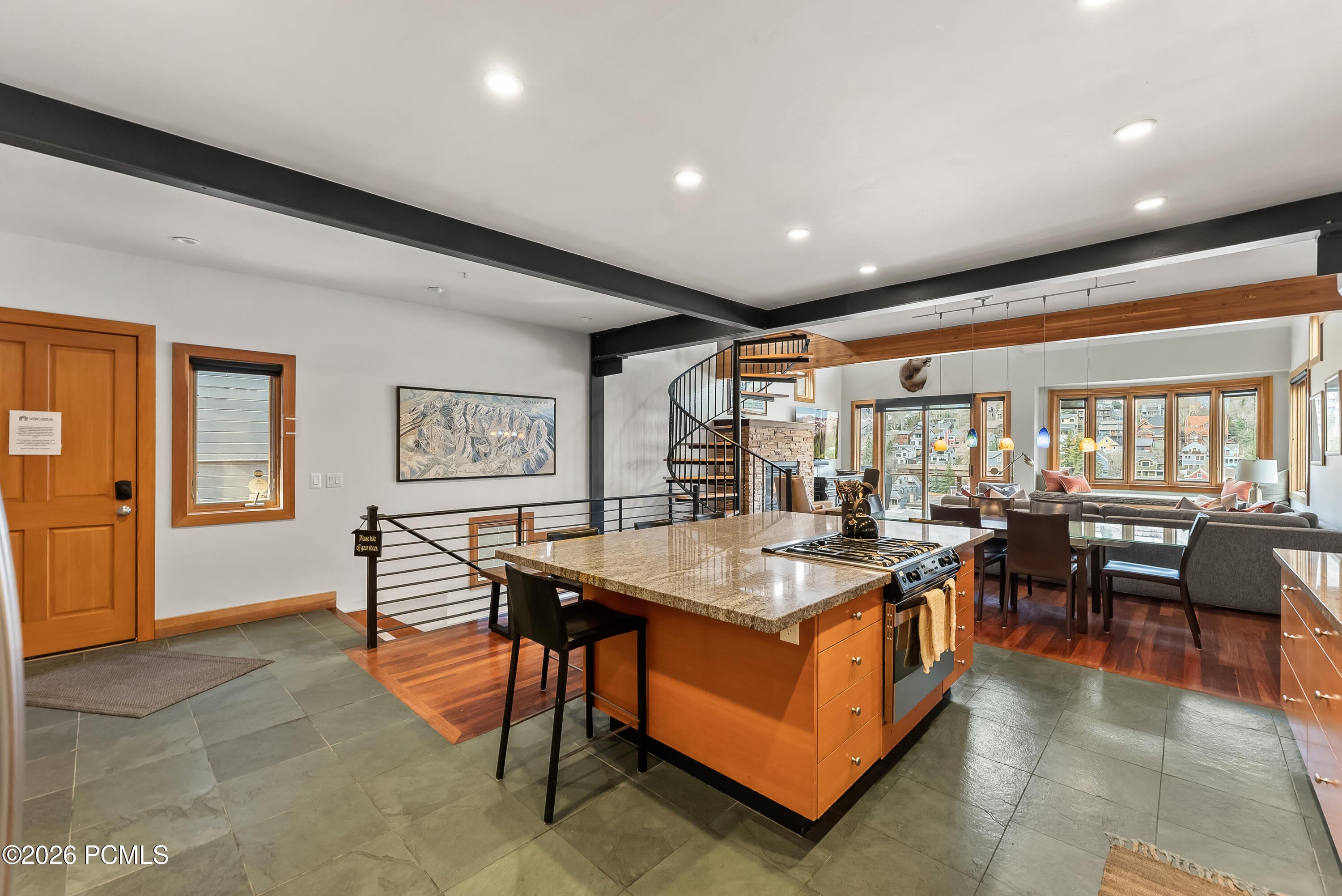 265 Ontario Avenue – photo 3