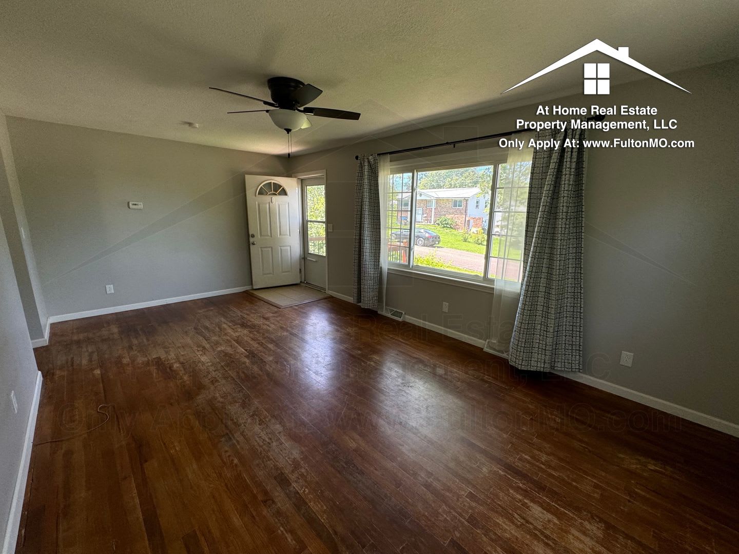 1304 Bradley Lane – photo 5