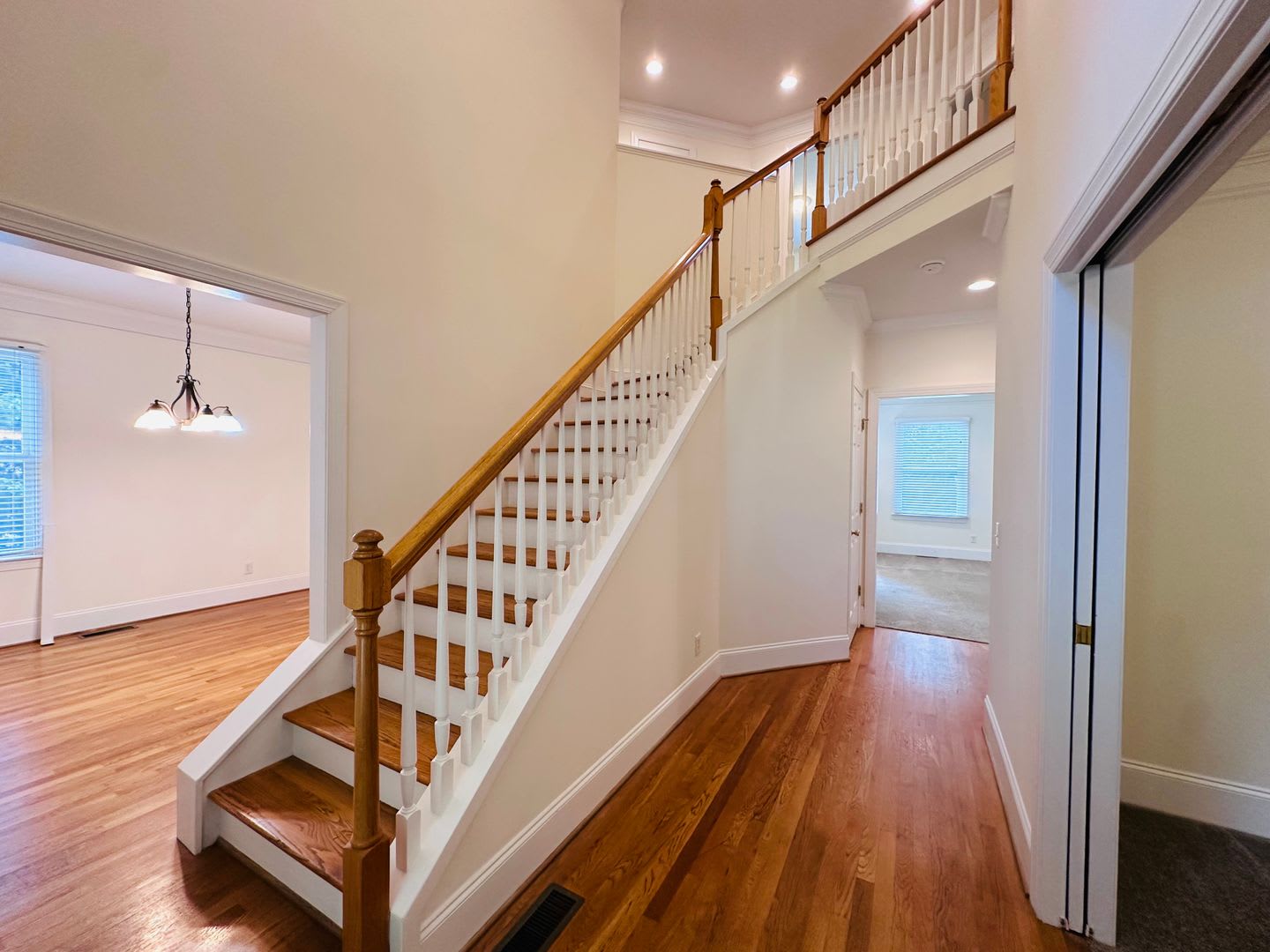 4 Bedroom 3 Bath House – photo 2