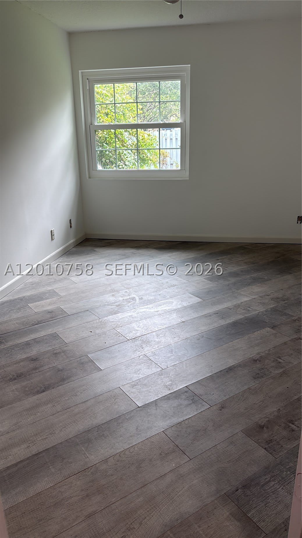 1407 Seagrape Cir – photo 5