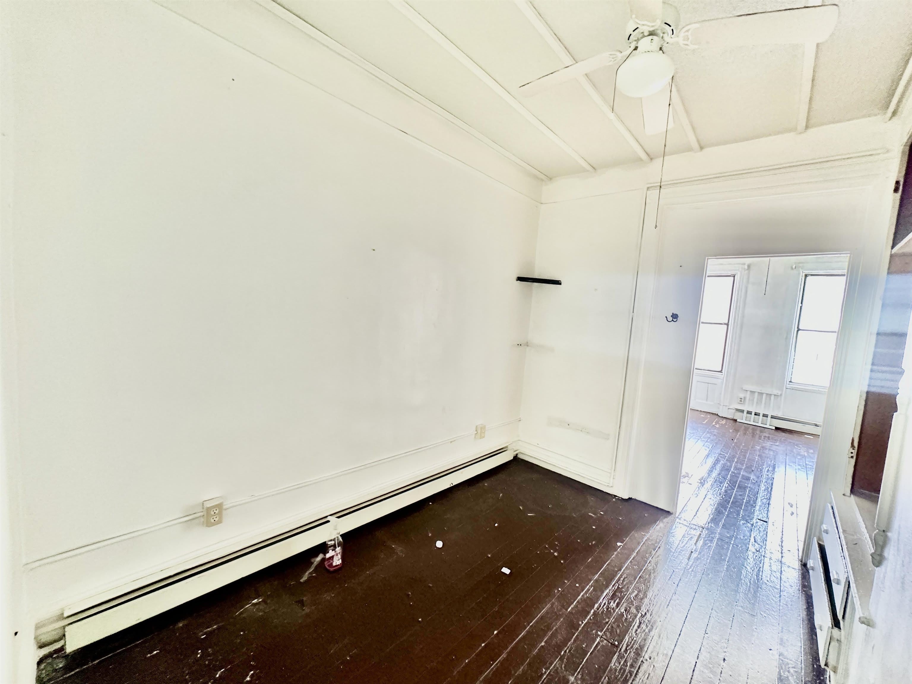 319 8TH ST – photo 2
