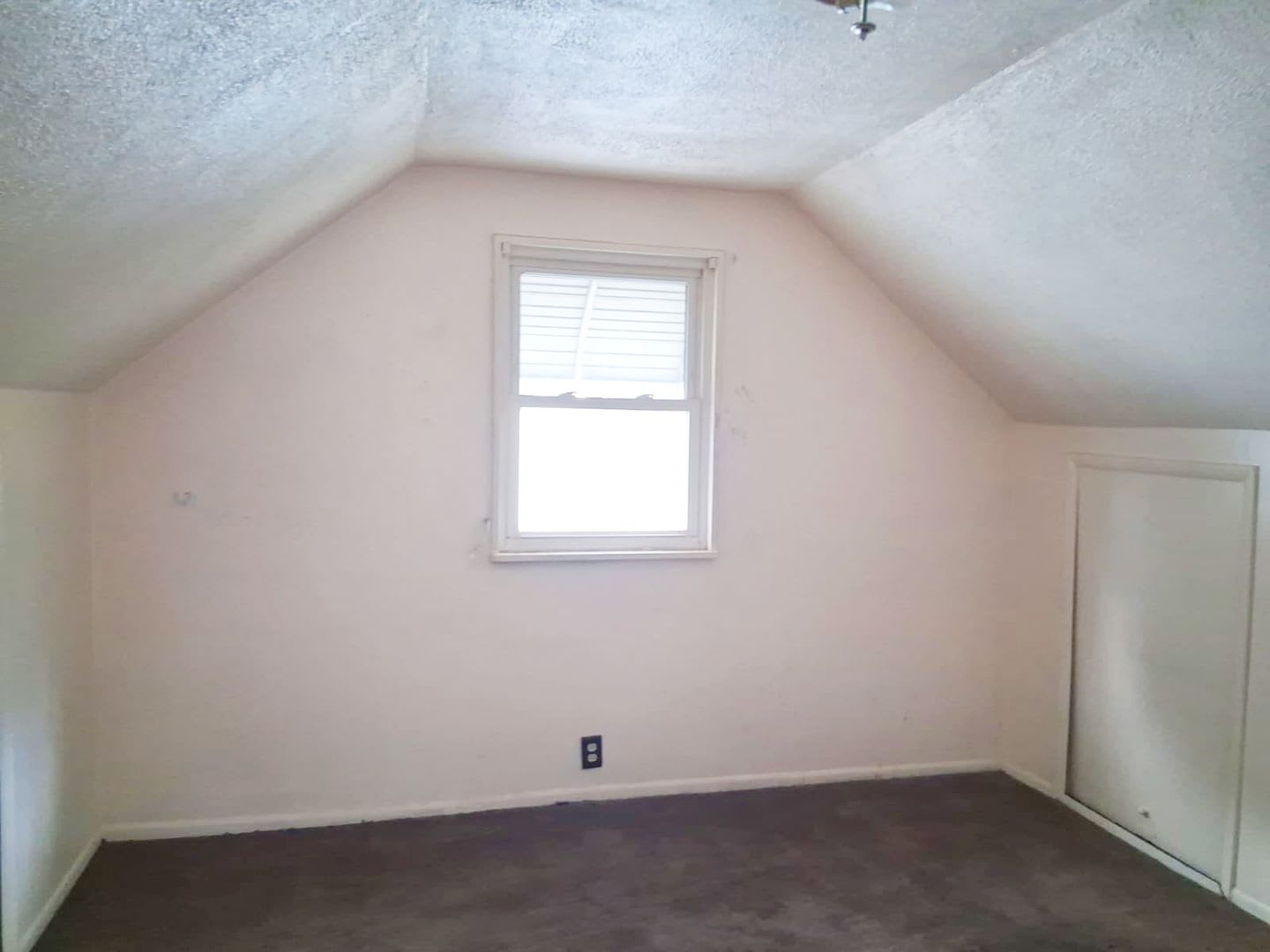 3 BED 1 BATH SINGLE FAMILY HOME! – photo 3