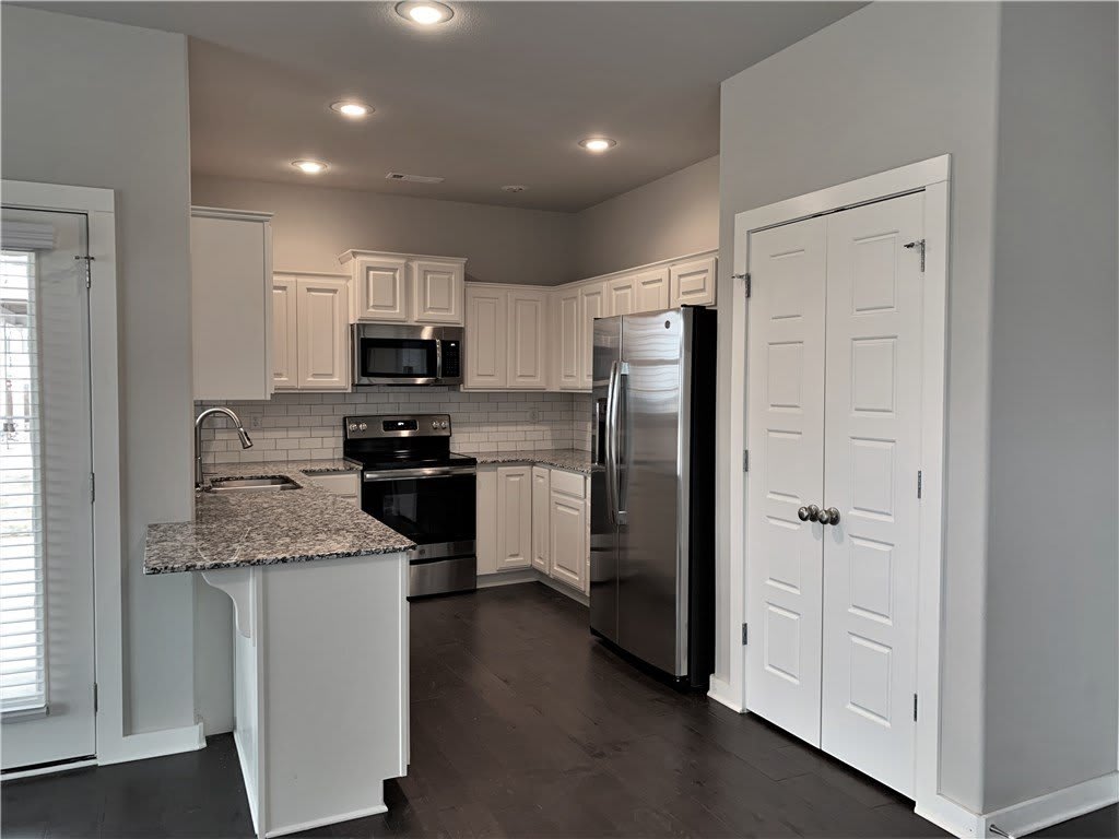 3901 SW Peachwood Drive – photo 4