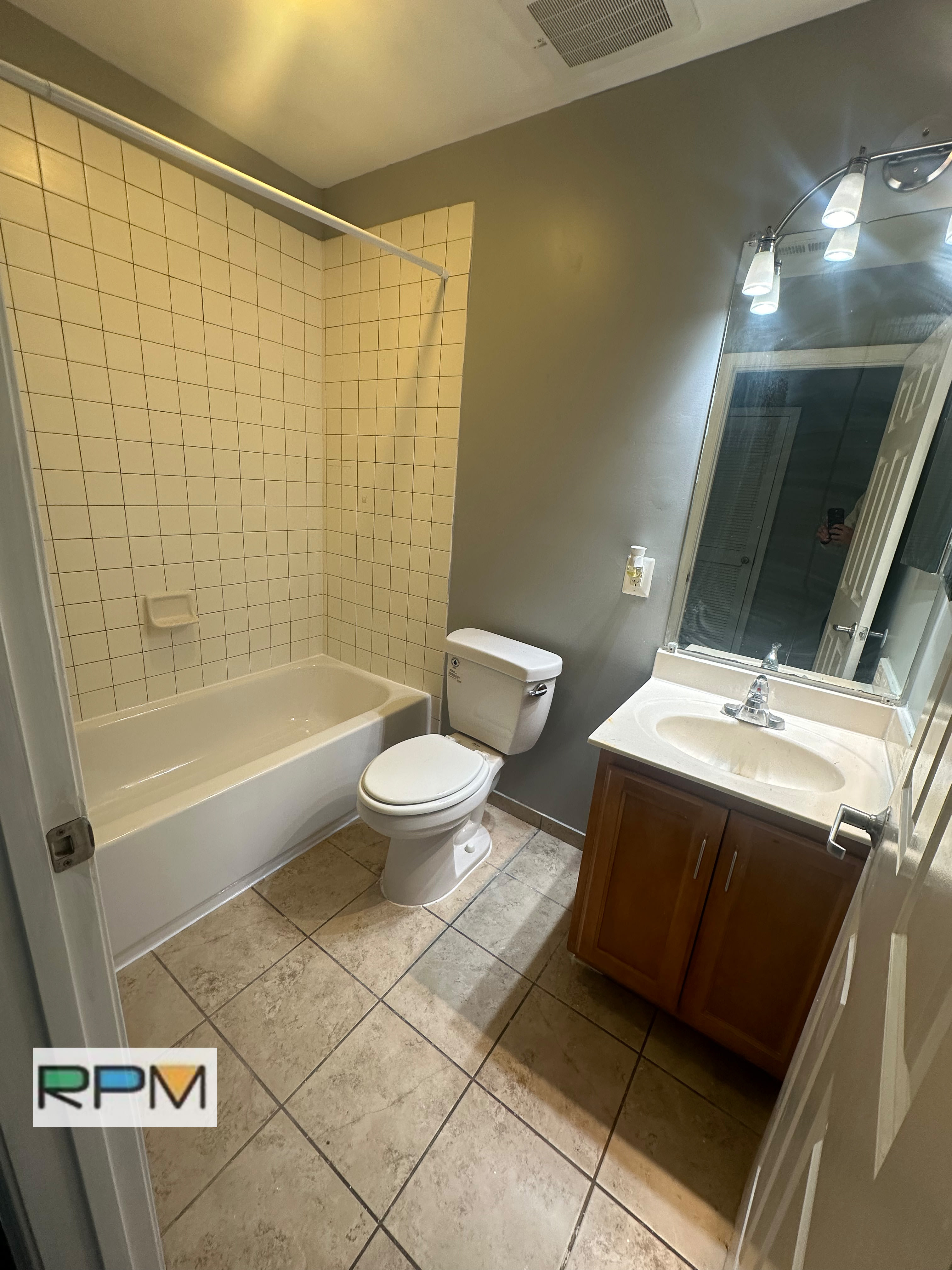 1808-3 N Calvert St – photo 2