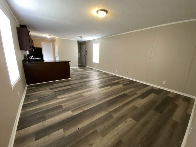 215 Macon – photo 4