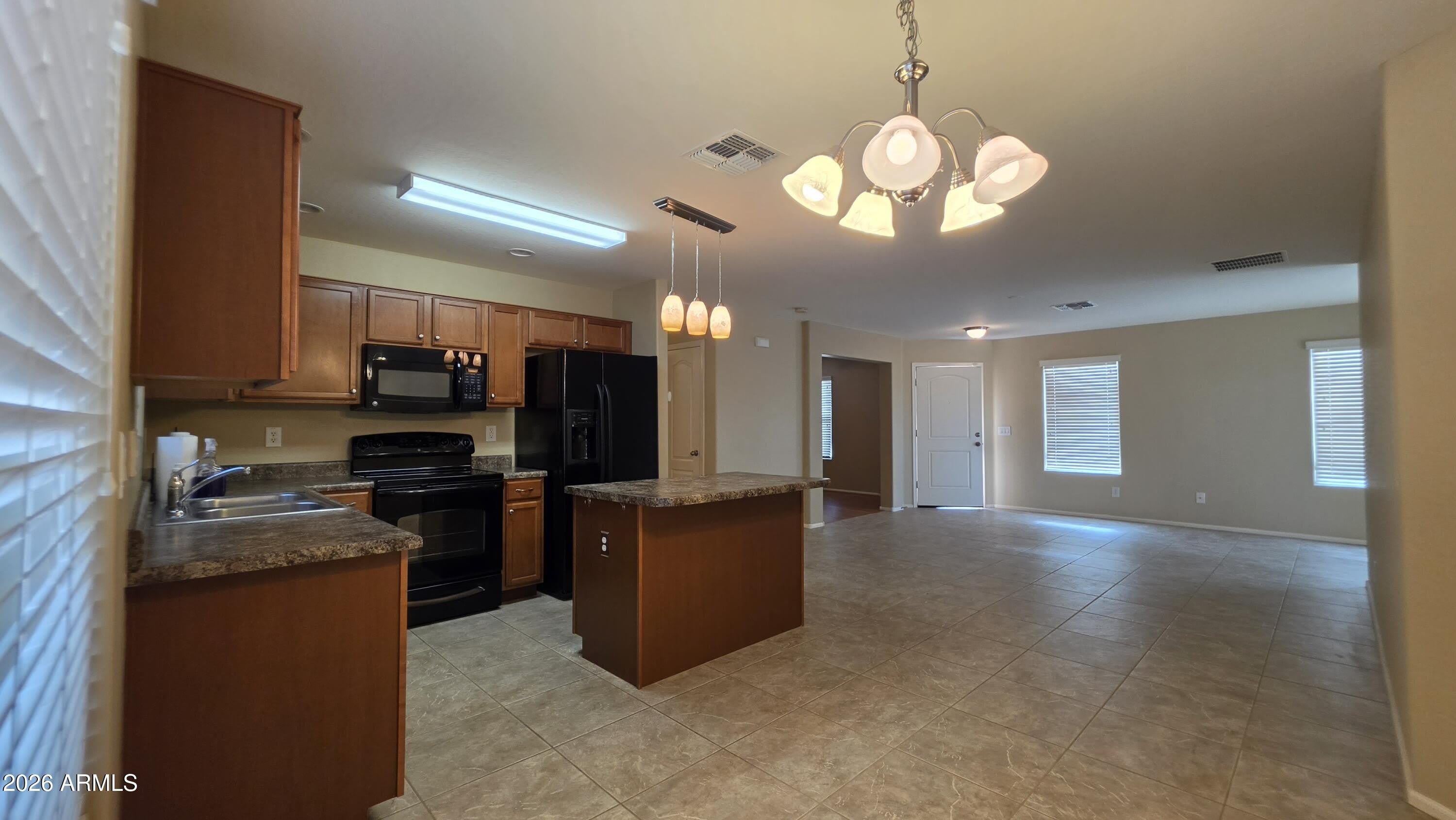 40458 W HAYDEN Drive – photo 3