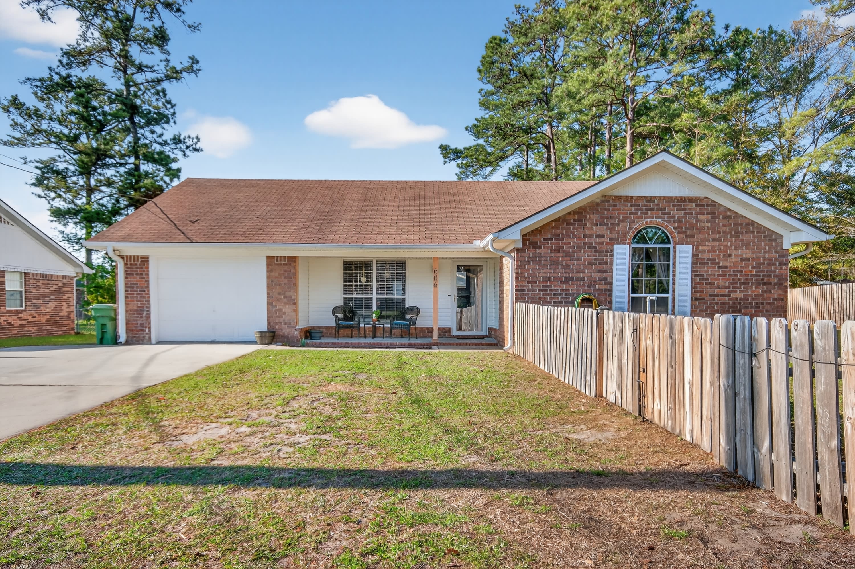 606 Windhaven Drive – photo 2