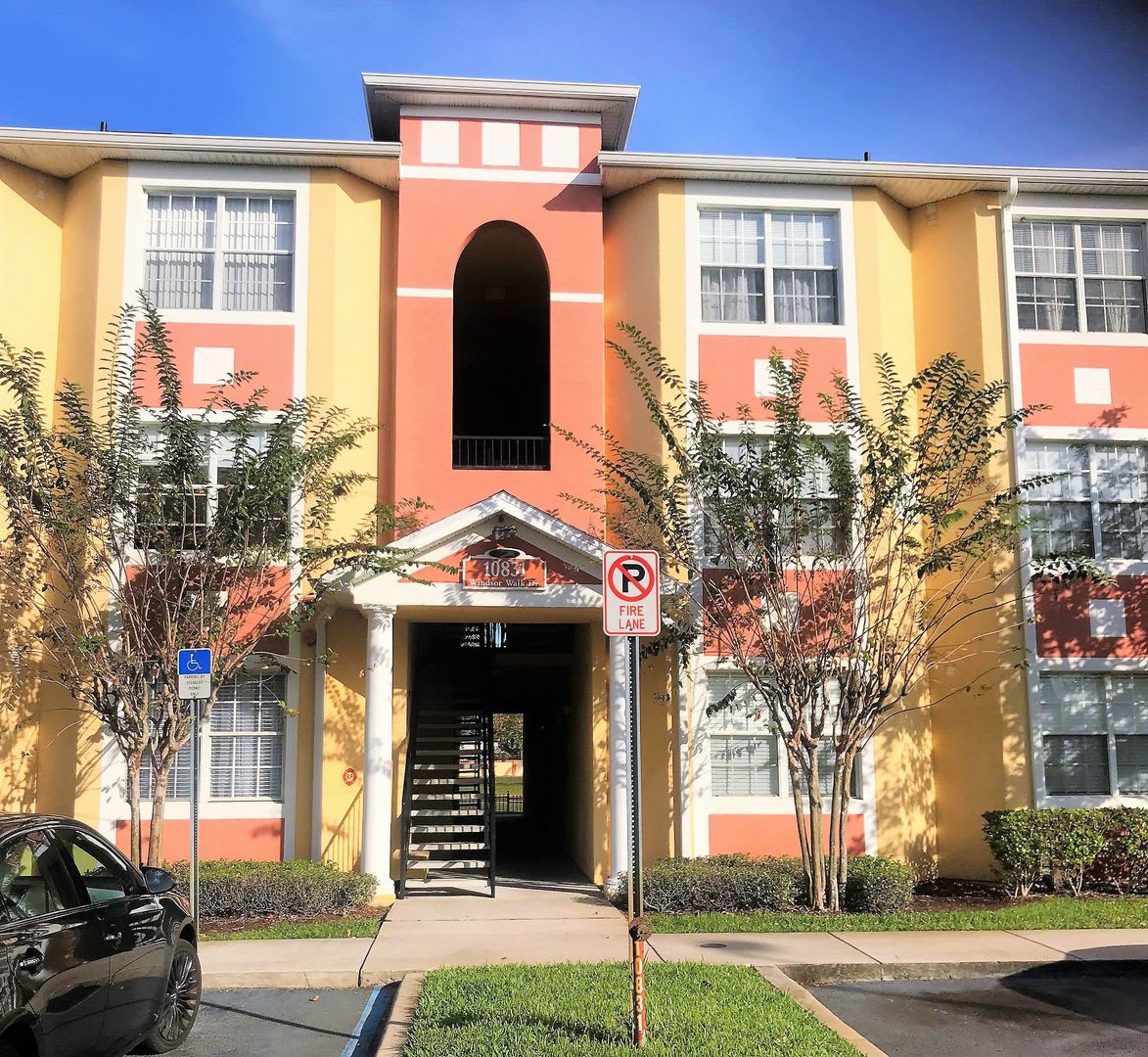 1 Bedroom Condo In Gated Community – photo 2