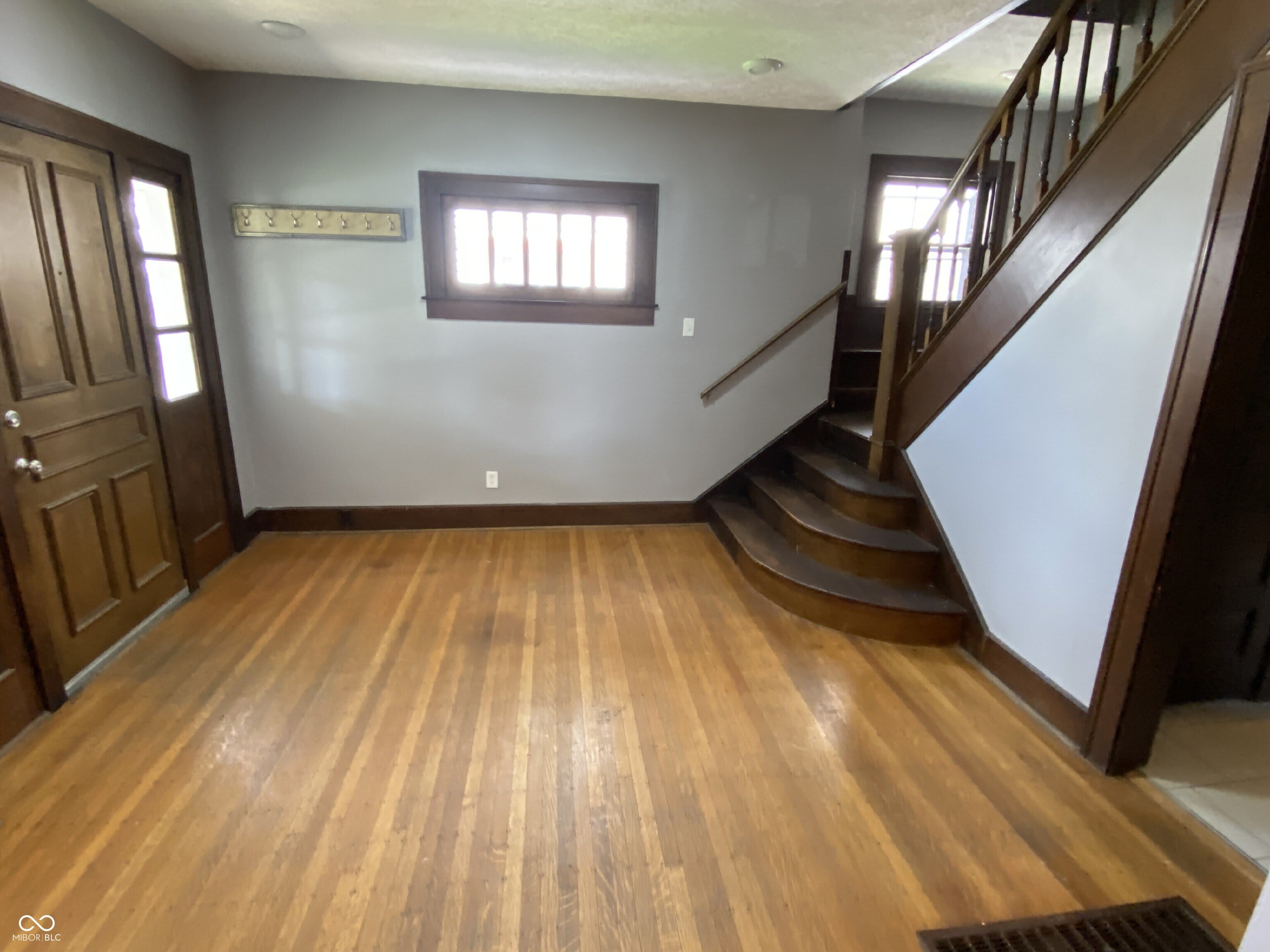 3047 N College Avenue – photo 5