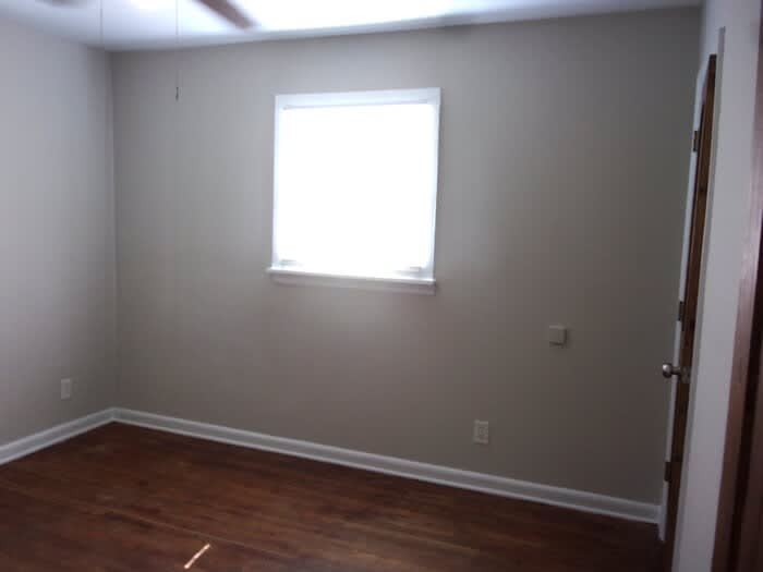 2313 Julia Avenue – photo 4
