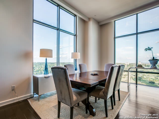 4242 Broadway Street 1804 – photo 2